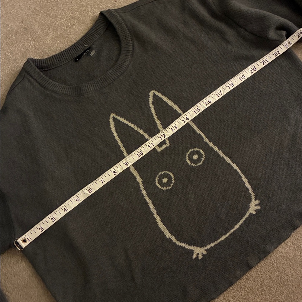 Her Universe Studio Ghibli® My Neighbor Totoro grey Lounge top 23” PTP - Picture 3 of 4